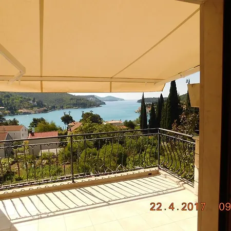 Ljuta Naranca Διαμέρισμα *